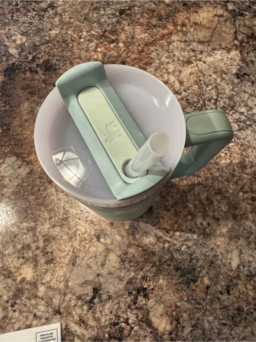 Stanley Mint Green Insulated Quencher Tumbler with Handle and Straw - Picture 4 of 4